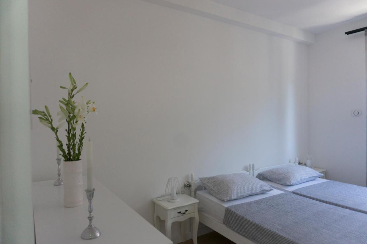 Apartman Aurora Требине Екстериор снимка